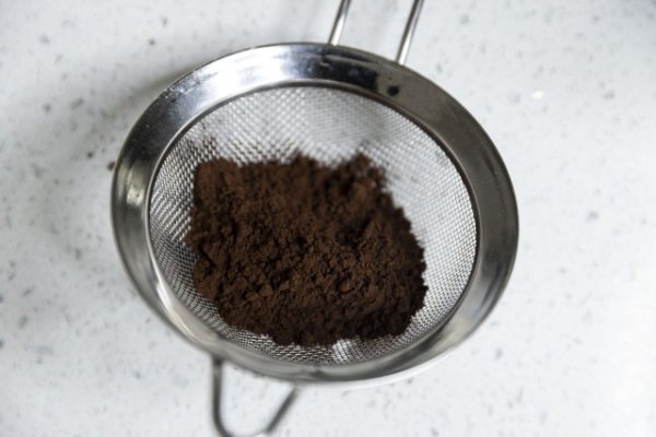 Coffee in being filtered