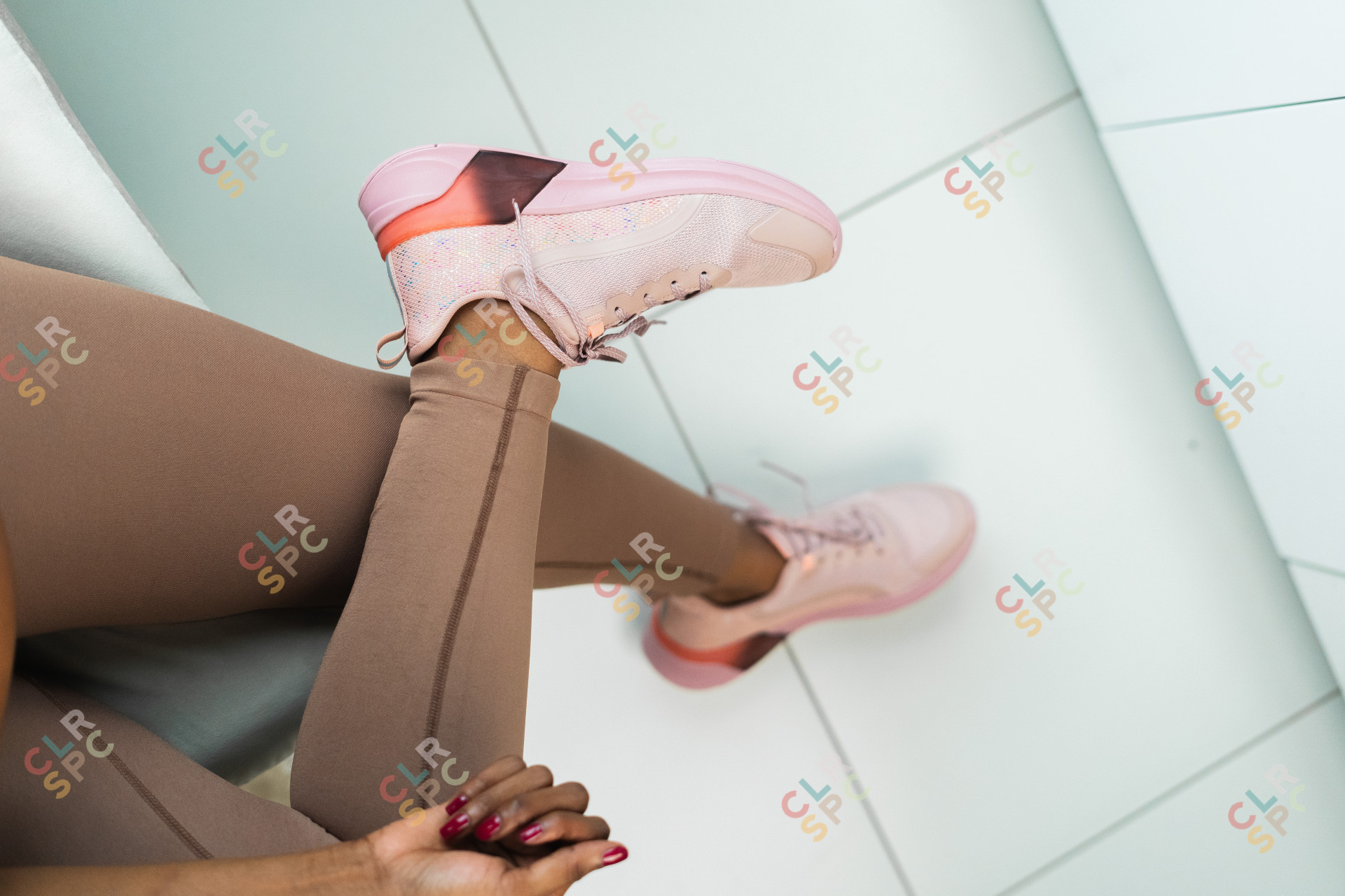 Pink comfortable running sneakers for women