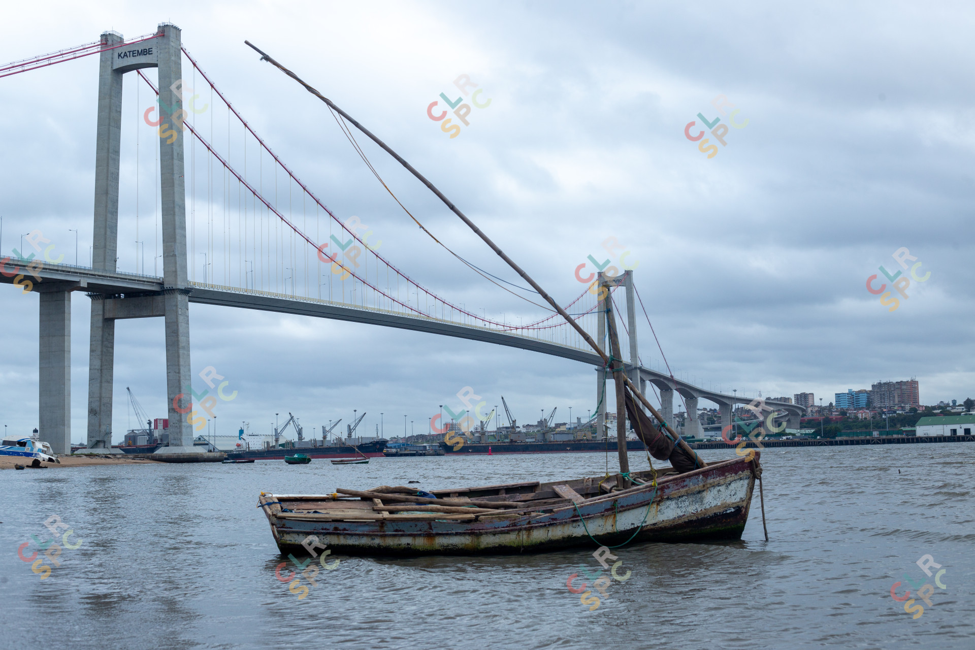 Small fishing boat across the Katembe Maputo Bridge